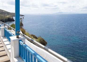 blue-waves-outdoor